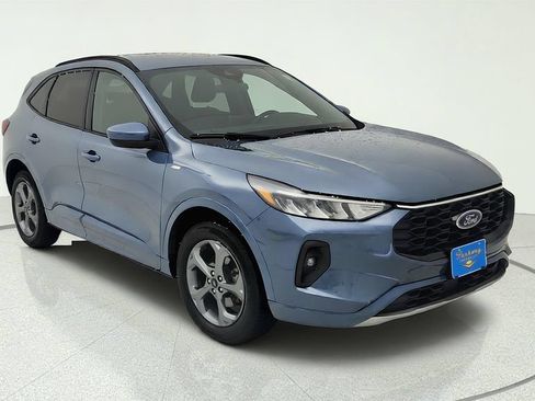 Used 2023 Ford Escape ST-Line Select AWD/4WD image 1