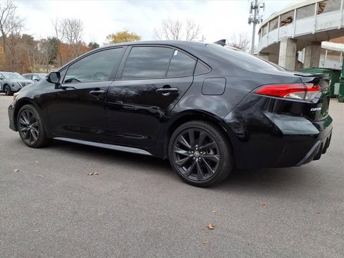 Used 2024 Toyota Corolla SE image 8