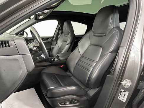Certified 2024 Porsche Cayenne S AWD/4WD image 5