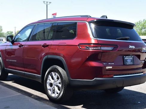 Used 2022 Jeep Grand Cherokee L Limited AWD/4WD image 17