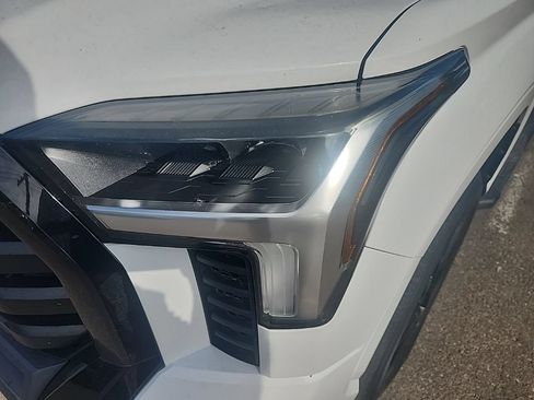 Used 2022 Toyota Tundra SR RWD image 5