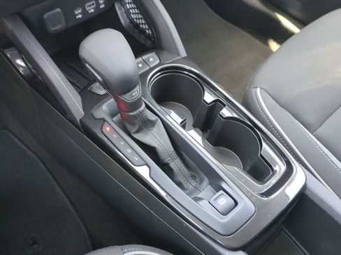 Used 2023 Chevrolet TrailBlazer LT FWD image 15
