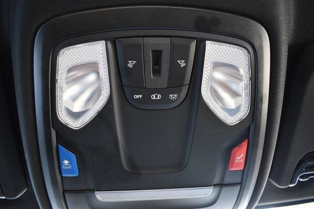 Used 2022 RAM 5500 Tradesman w/ Chrome Appearance Group RWD image 26