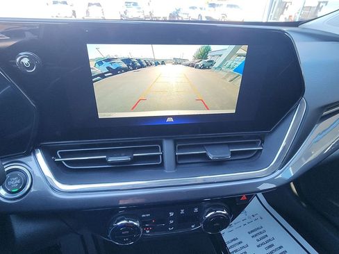 New 2026 Chevrolet Trax ACTIV w/ Driver Confidence Package FWD image 17