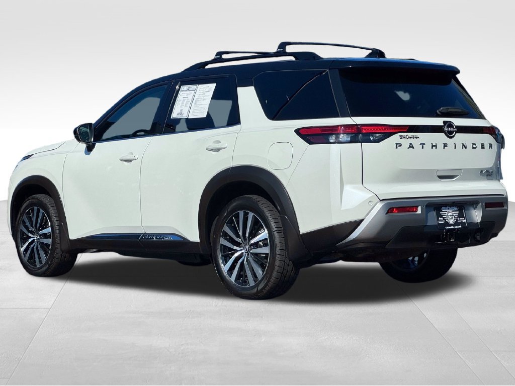 Used 2023 Nissan Pathfinder Platinum AWD/4WD image 5