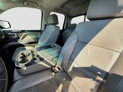 Used 2018 Chevrolet Silverado 1500 LTZ Z71 AWD/4WD image 11