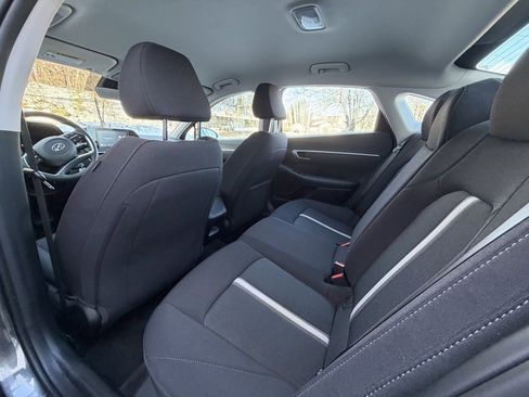 Used 2023 Hyundai Sonata SE w/ Cargo Package image 9