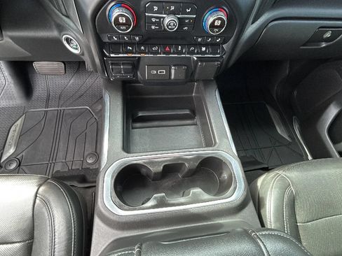 Used 2019 Chevrolet Silverado 1500 LTZ w/ LTZ Texas Edition AWD/4WD image 25