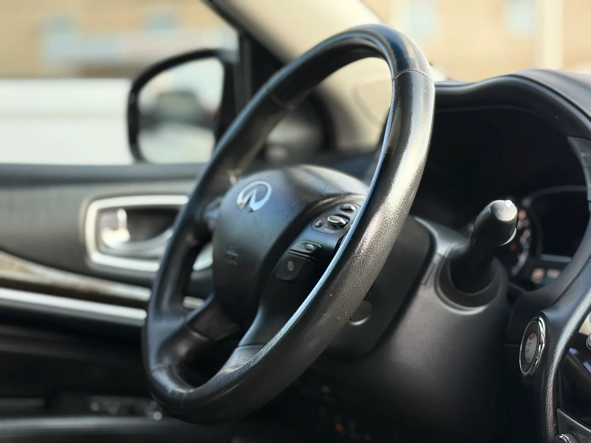 Used 2014 INFINITI QX60 Luxe w/ Premium Plus Package AWD/4WD image 43