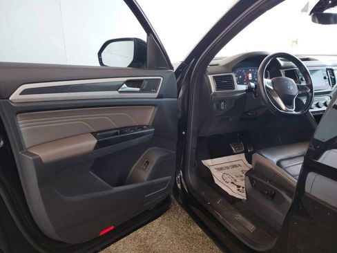 Used 2021 Volkswagen Atlas Cross Sport SEL Premium R-Line AWD/4WD image 19