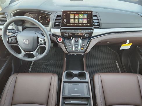 New 2026 Honda Odyssey Touring image 30