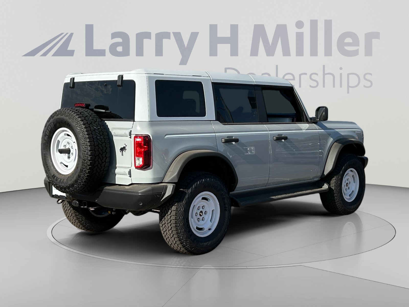 New 2026 Ford Bronco Heritage Edition AWD/4WD image 5