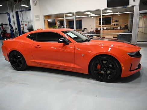 Used 2021 Chevrolet Camaro LT w/ RS Package image 5