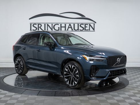 New 2026 Volvo XC60 B5 Ultra w/ Protection Package Premier image 3