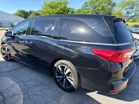 Used 2019 Honda Odyssey Elite image 3