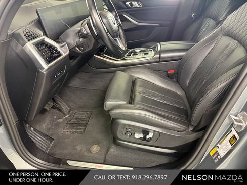 Used 2025 BMW X5 xDrive50e AWD/4WD image 17