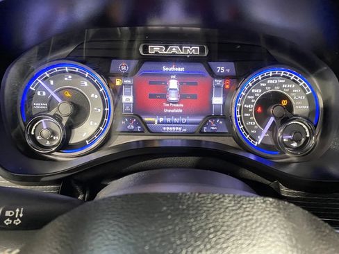 Used 2019 RAM 1500 Limited image 14