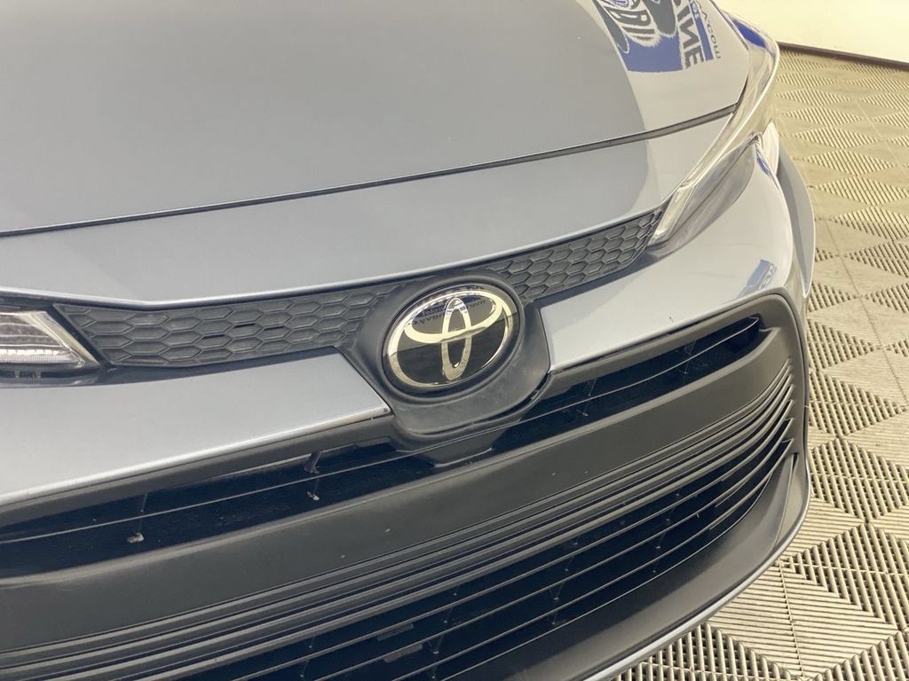 Used 2024 Toyota Corolla LE FWD image 34