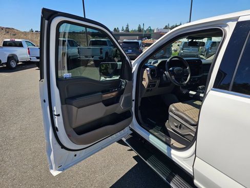 Used 2024 Ford F150 Platinum w/ Equipment Group 703A Plus AWD/4WD image 21