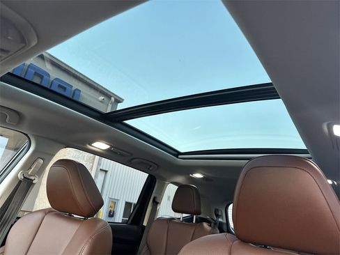 Used 2024 Subaru Ascent Touring image 17