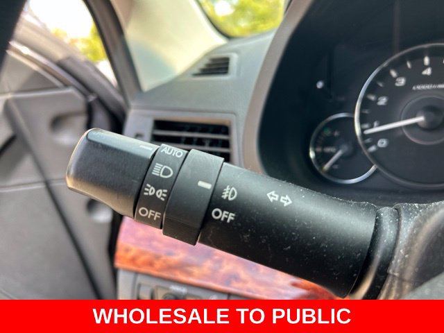 Used 2011 Subaru Outback 3.6R Limited w/ PWR Moonroof Pkg AWD/4WD image 24