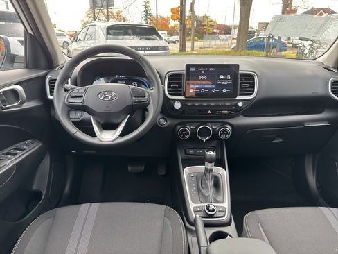 New 2026 Hyundai Venue SEL image 18