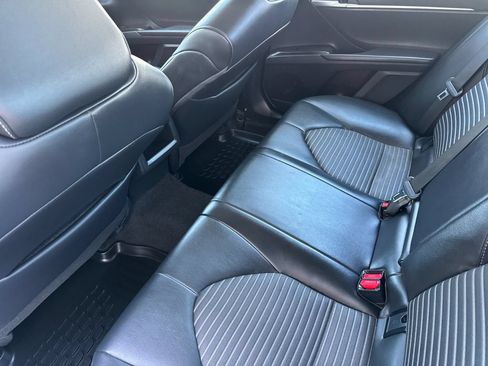Used 2024 Toyota Camry SE FWD image 12