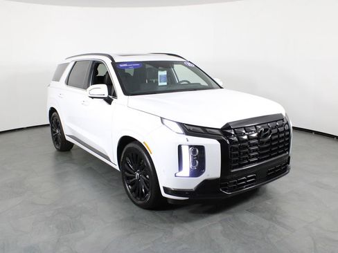 Certified 2025 Hyundai Palisade Calligraphy image 14