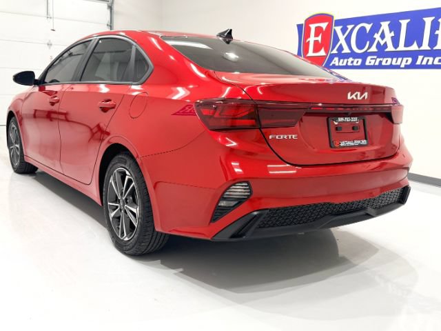 Used 2023 Kia Forte LXS w/ LXS Technology Package FWD image 7