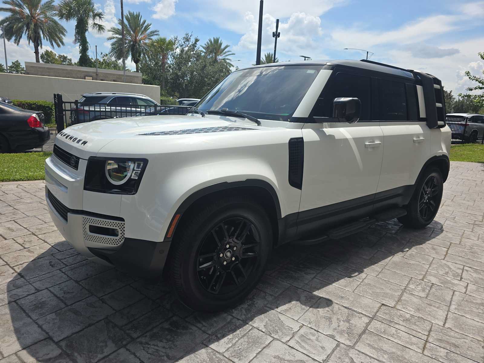 Used 2020 Land Rover Defender 110 S AWD/4WD image 8