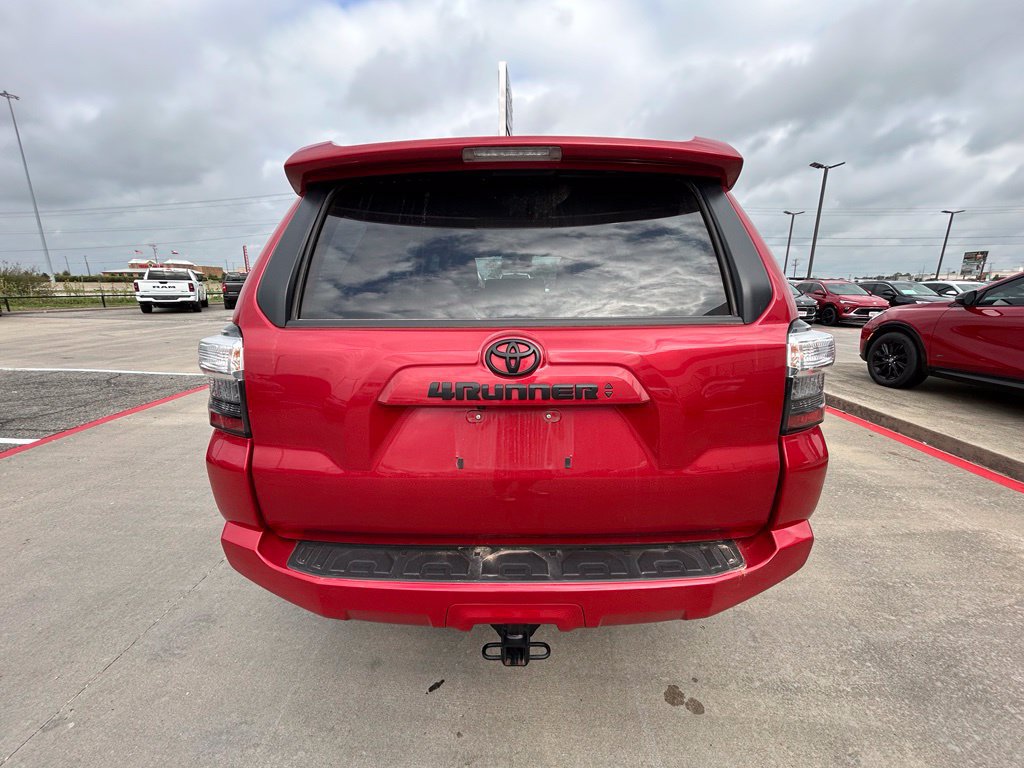 Used 2024 Toyota 4Runner SR5 AWD/4WD image 3