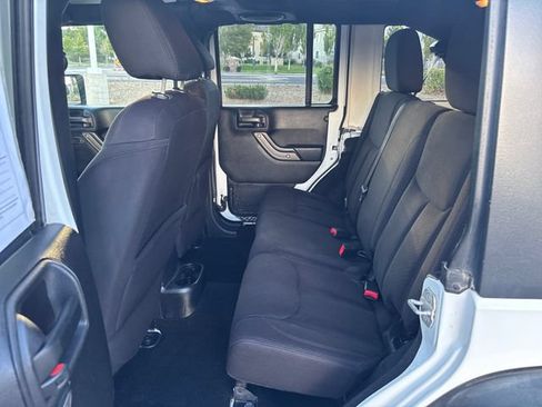 Used 2014 Jeep Wrangler Unlimited Sport w/ Quick Order Package 24S AWD/4WD image 17