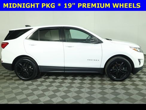 Used 2020 Chevrolet Equinox LT w/ Sport Edition image 5