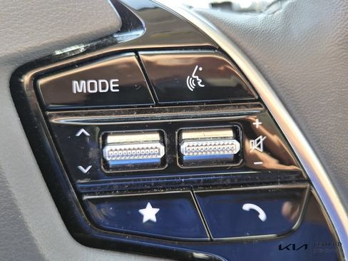 Certified 2023 Kia Niro EX Touring FWD image 27