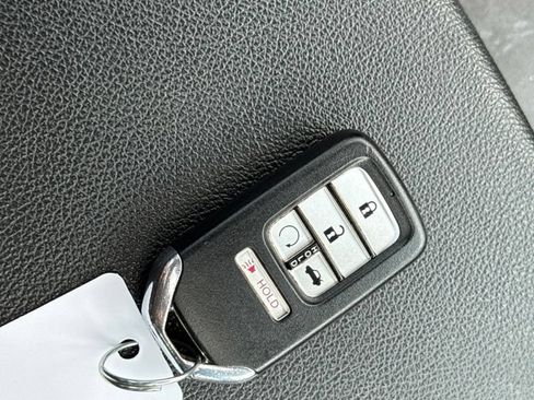 Used 2019 Honda Accord Touring image 22