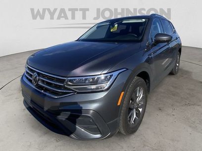 Used 2023 Volkswagen Tiguan SE