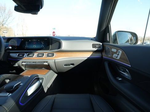 Certified 2025 Mercedes-Benz GLE 580 4MATIC image 27