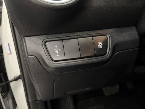 Used 2023 Kia Forte LXS image 22