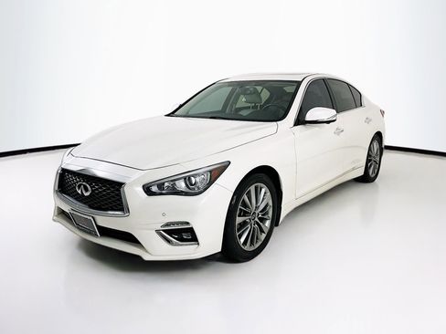 Used 2022 INFINITI Q50 Luxe w/ Cargo Package RWD image 3