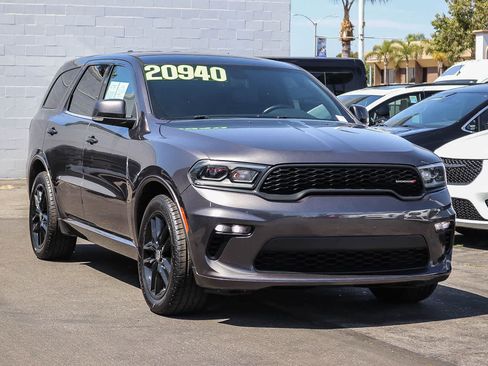 Used 2021 Dodge Durango GT RWD image 3
