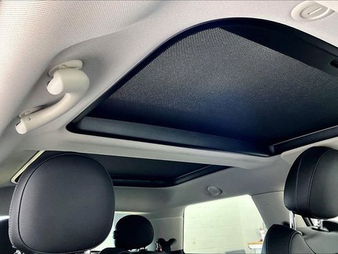 Used 2016 MINI Cooper 2-Door Hardtop image 21