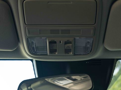 Used 2017 Honda CR-V EX image 35
