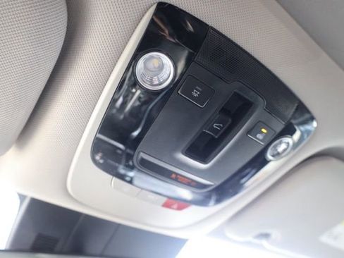 Certified 2023 Kia Sorento X-Line EX image 33