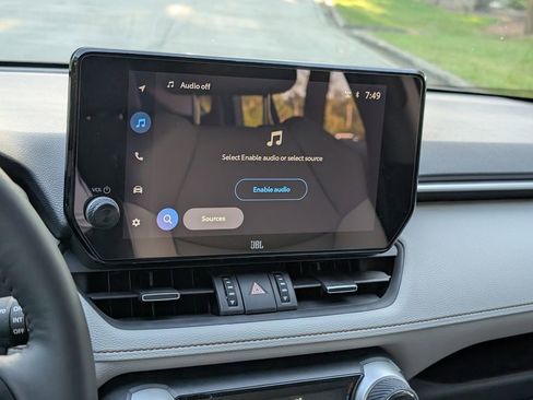 Used 2025 Toyota RAV4 Limited w/ Advanced Technology Package AWD/4WD image 31