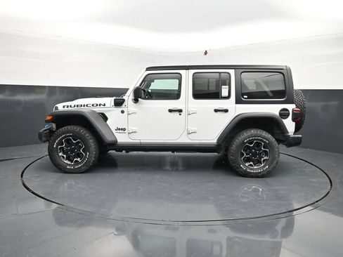 Used 2022 Jeep Wrangler Unlimited Rubicon 4xe w/ Cold Weather Group AWD/4WD image 5