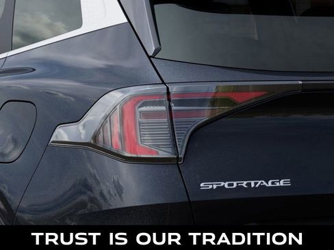 New 2026 Kia Sportage LX w/ LX Convenience Package image 11