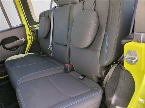 Certified 2023 Jeep Wrangler Unlimited Rubicon 4xe image 17