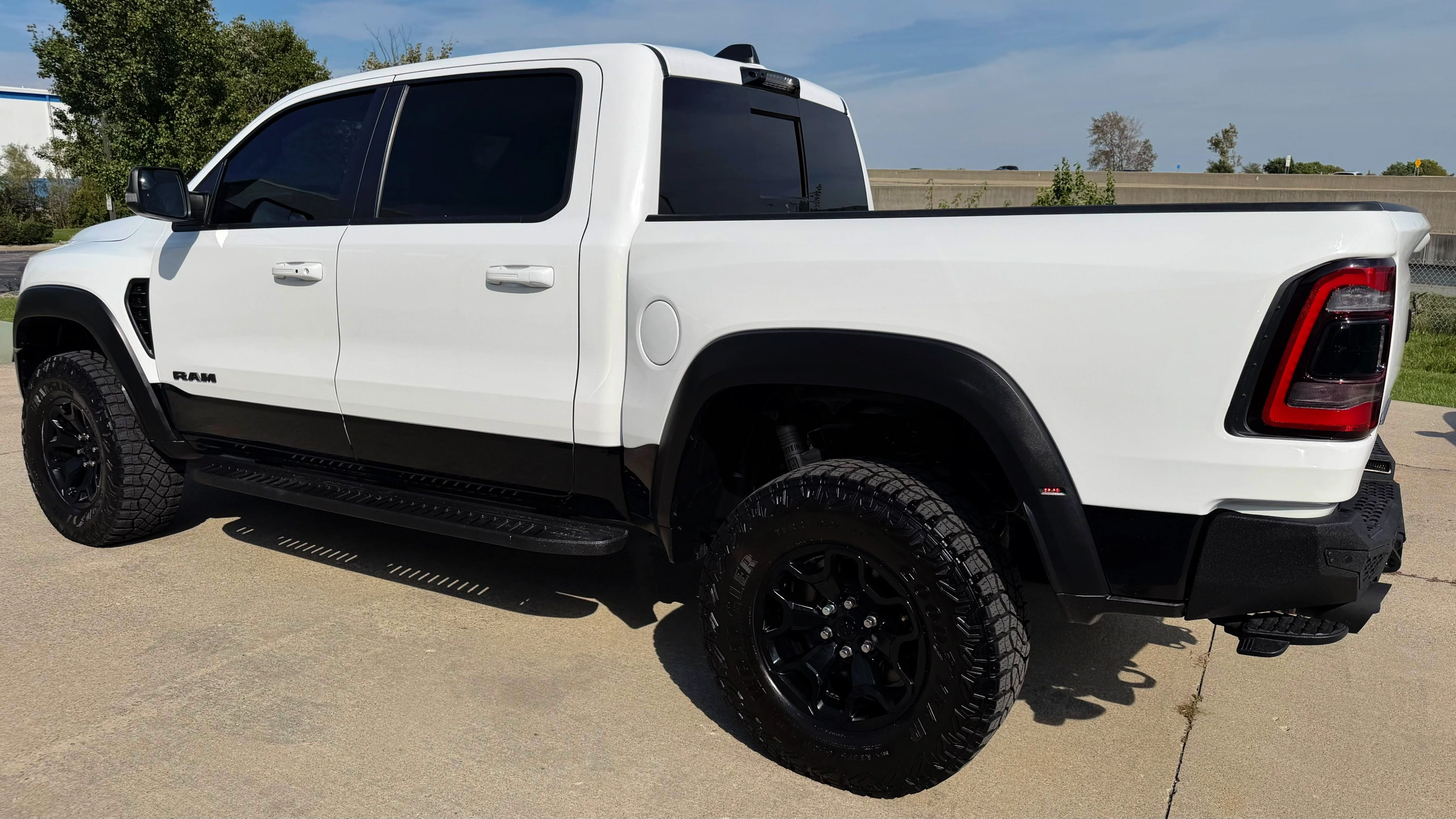 Used 2022 RAM 1500 TRX w/ TRX Level 2 Equipment Group AWD/4WD image 9