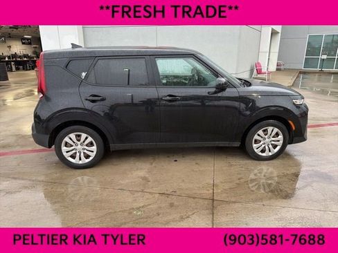 Certified 2021 Kia Soul LX image 12