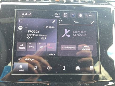 Used 2025 Jeep Grand Cherokee Laredo w/ Luxury Tech Group I AWD/4WD image 18